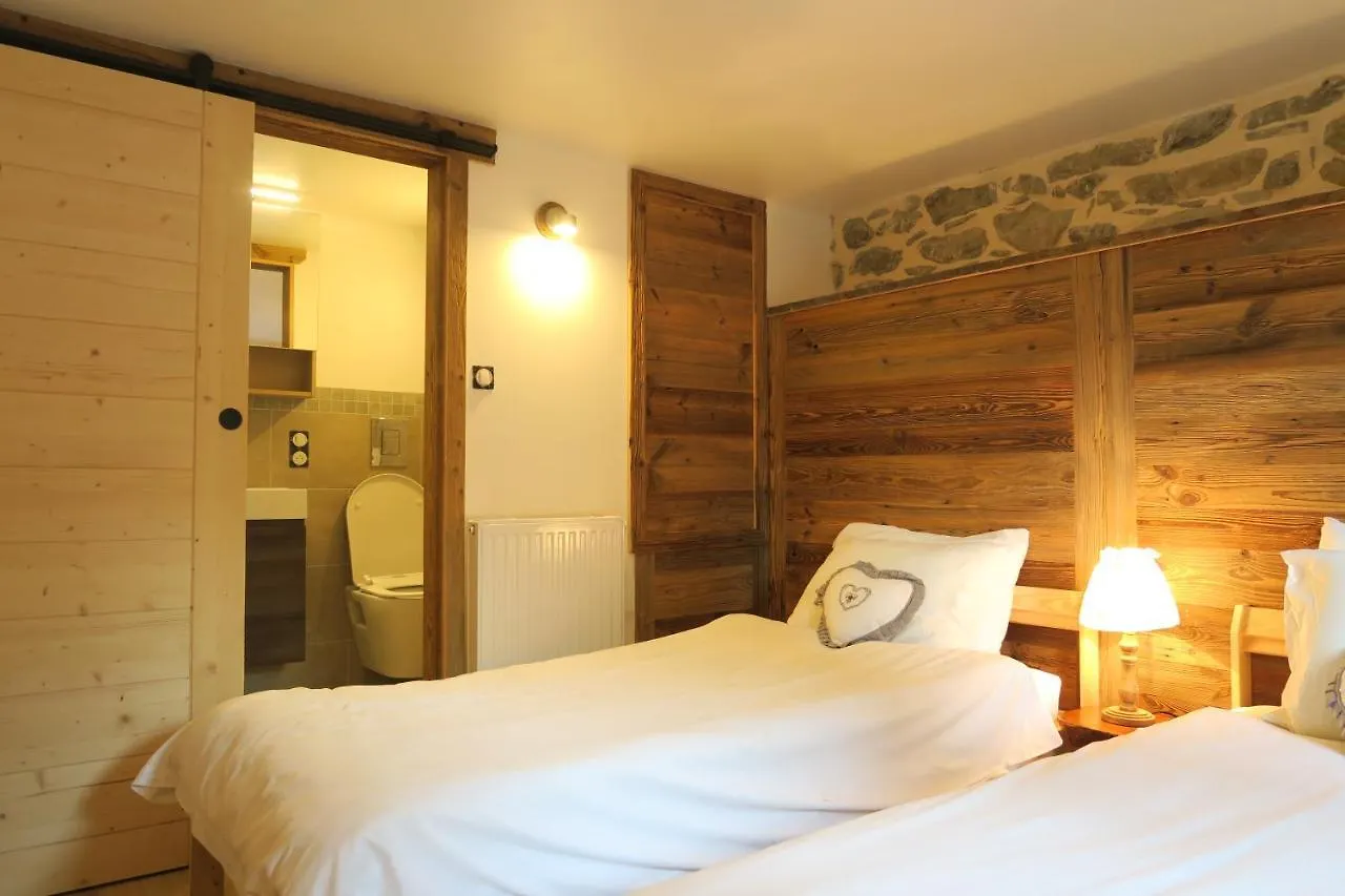 Heyday Chalet Montriond 0*,